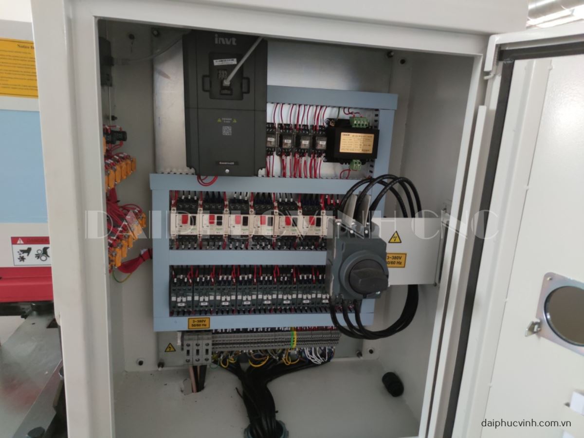 MÁY BÀO 4 MẶT 6 DAO ( Inverter ) WM-618 7176