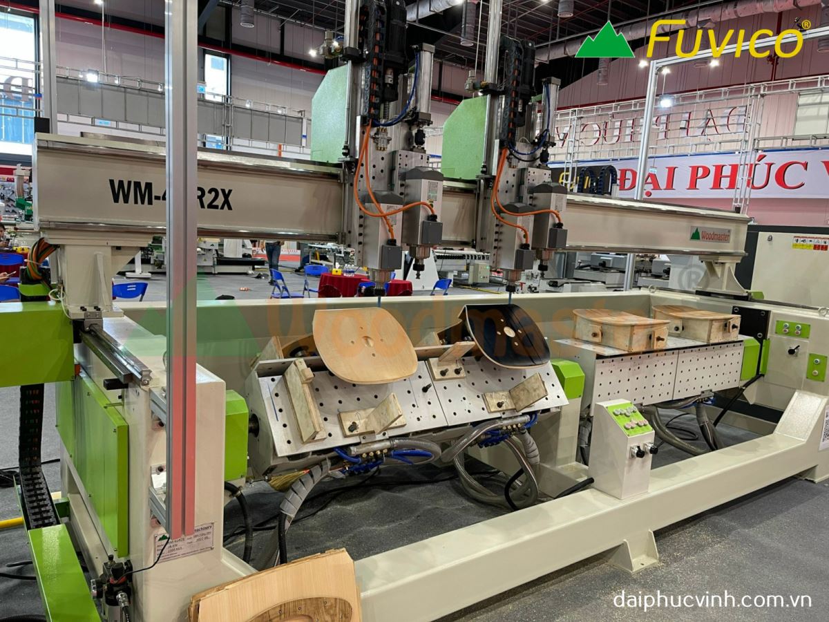 Máy CNC 3D 4 Axis 2 2 bàn 2 trục dao cắt ván ép cong Plywood 9342