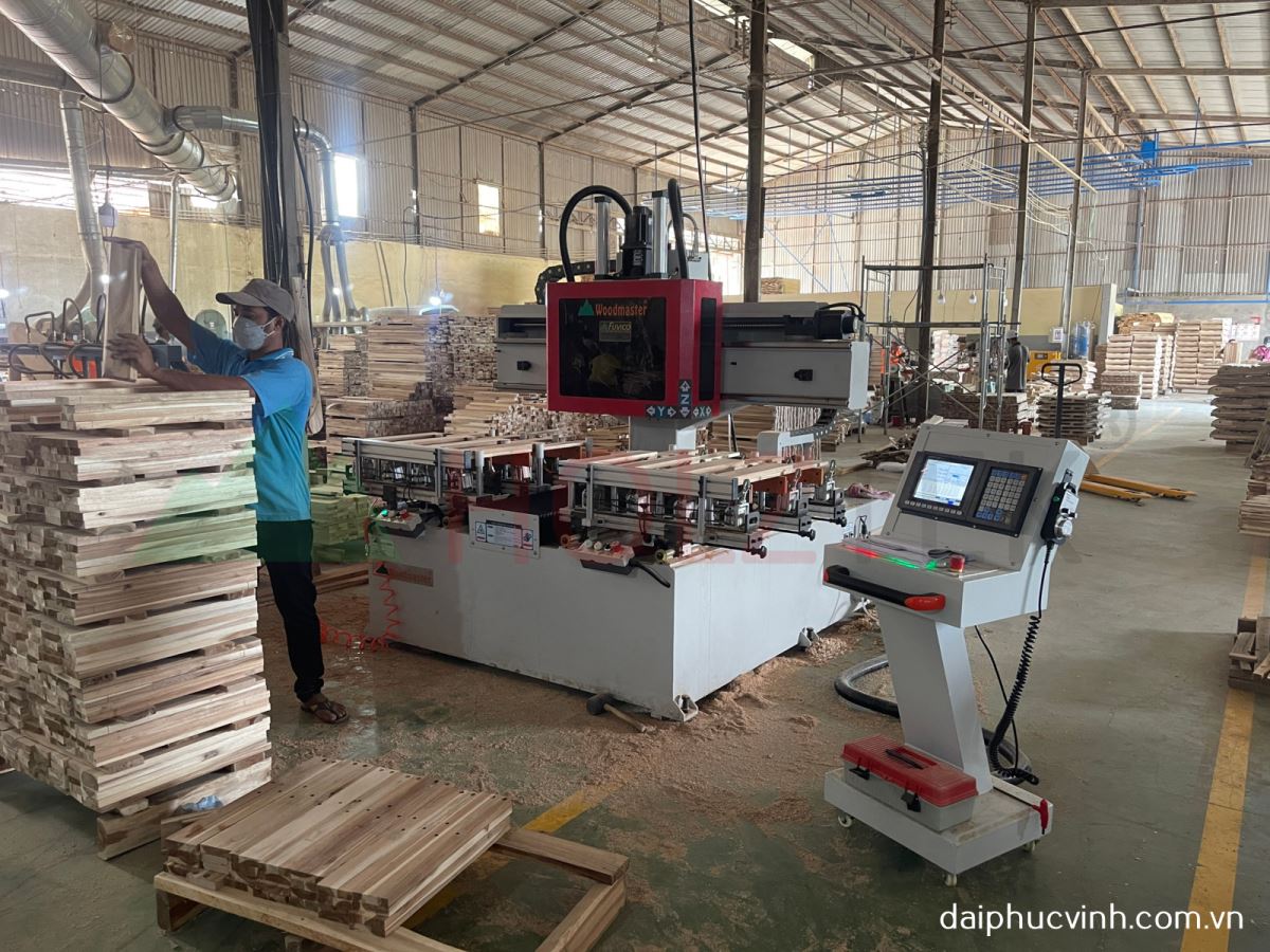 MÁY LÀM MỘNG ÂM CNC 4 ĐẦU 8825