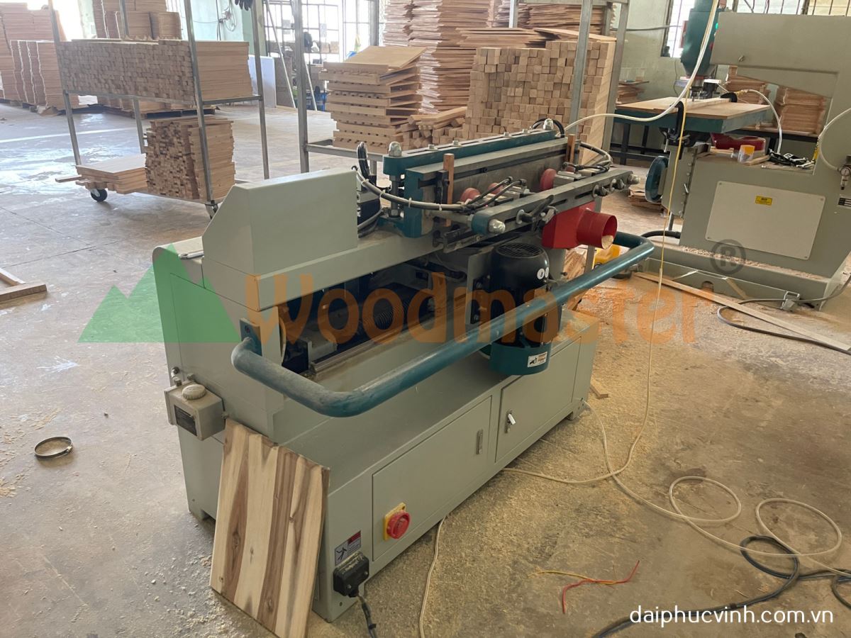 Máy làm mộng mang cá cnc 8809