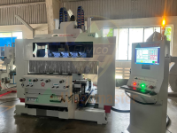 MÁY PHAY CNC 4 TRỤC 16 DAO KẸP XOAY 360 ĐỘ GIA CÔNG CHÂN BÀN GHẾ 11058