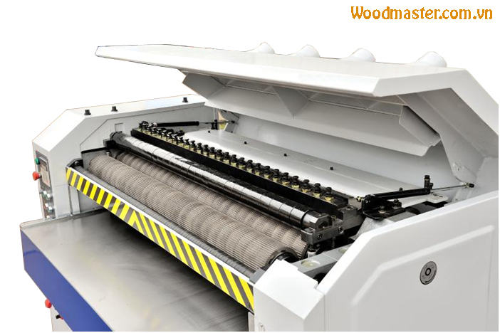 MÁY BÀO CUỐN 1300MM DAO XOẮN 4780