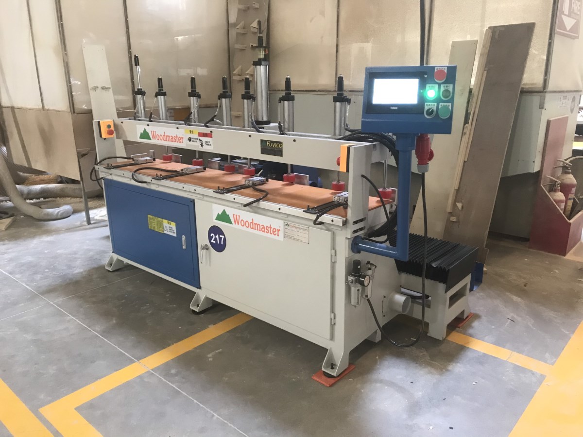 MÁY PHAY RÃNH LẮP THANG GIƯỜNG CNC 5242