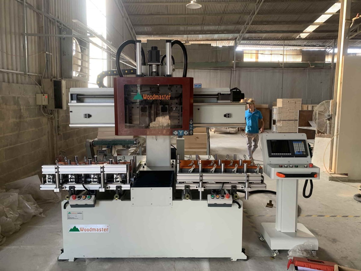 MÁY LÀM MỘNG ÂM CNC 4 ĐẦU 5487