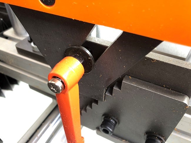 MÁY LÀM MỘNG ÂM CNC 4 ĐẦU 5501
