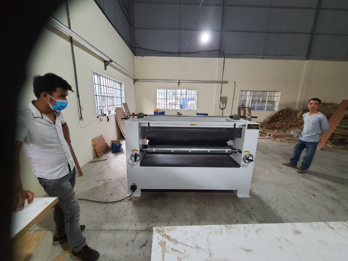 Máy lăn keo 2 mặt 1300mm 5518