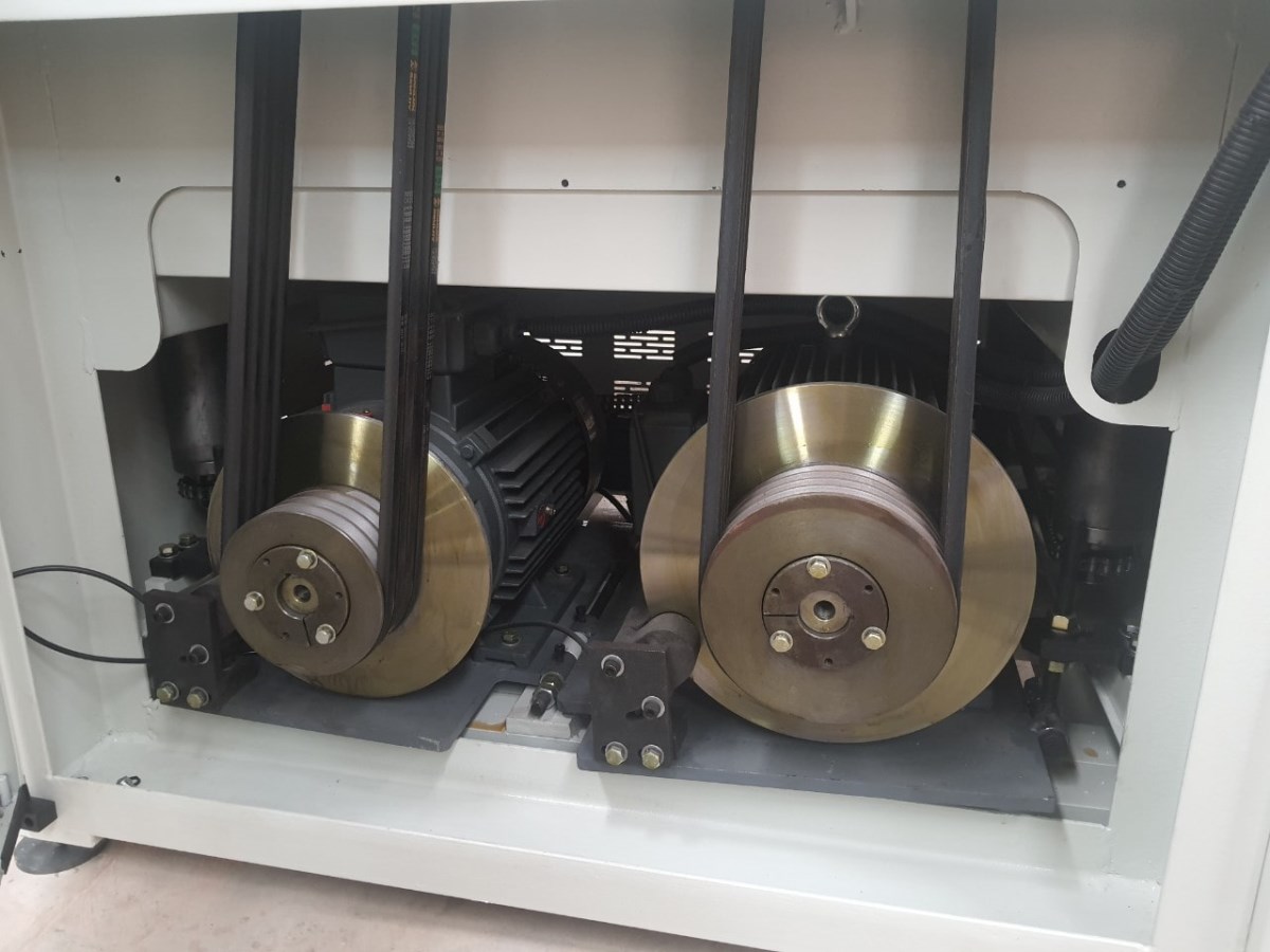 MÁY CHÀ NHÁM THÙNG 2 TRỤC TẢI NẶNG 700MM 7 TẤC 5616