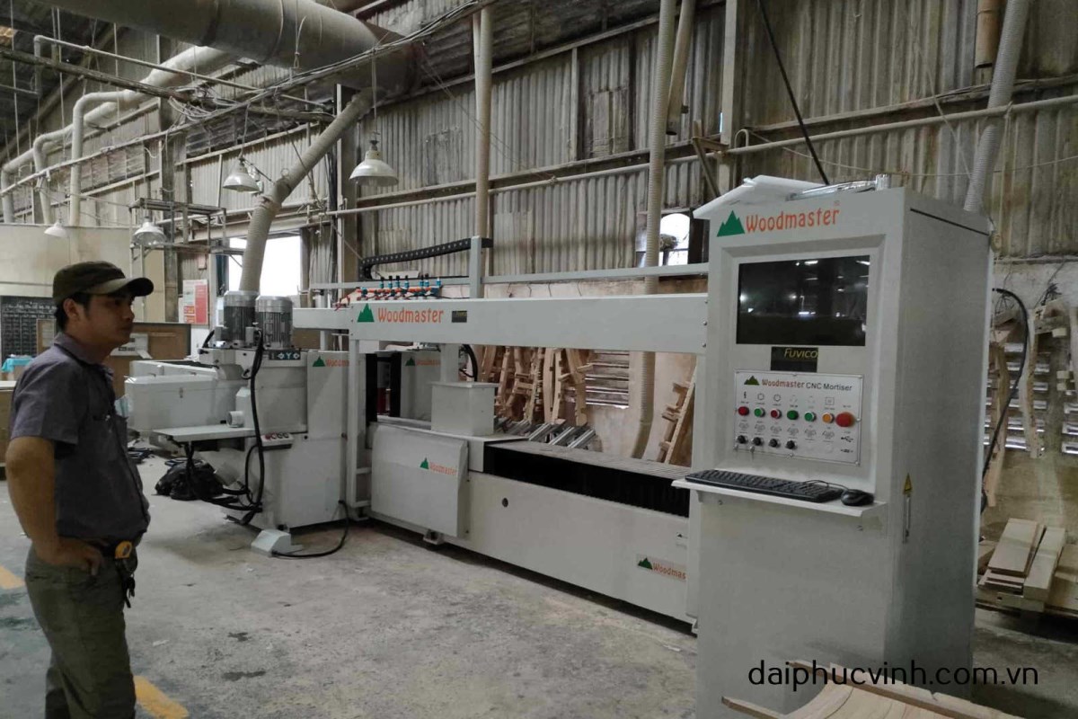 Máy phay tubi + chà nhám cnc 6055