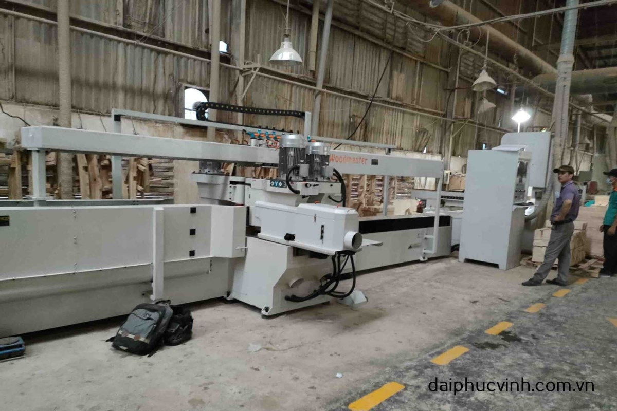 Máy phay tubi + chà nhám cnc 6058