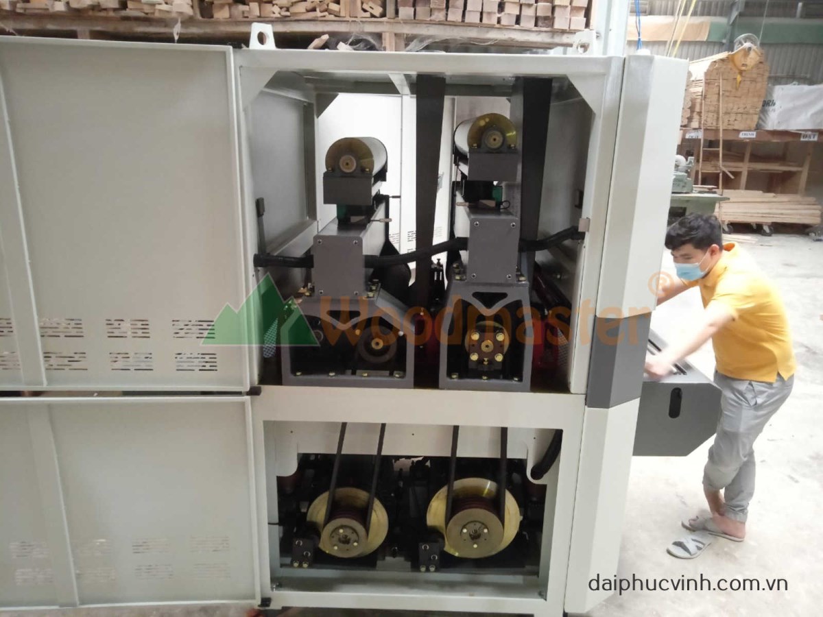 MÁY CHÀ NHÁM THÙNG 2 TRỤC TẢI NẶNG 700MM 7 TẤC 6212