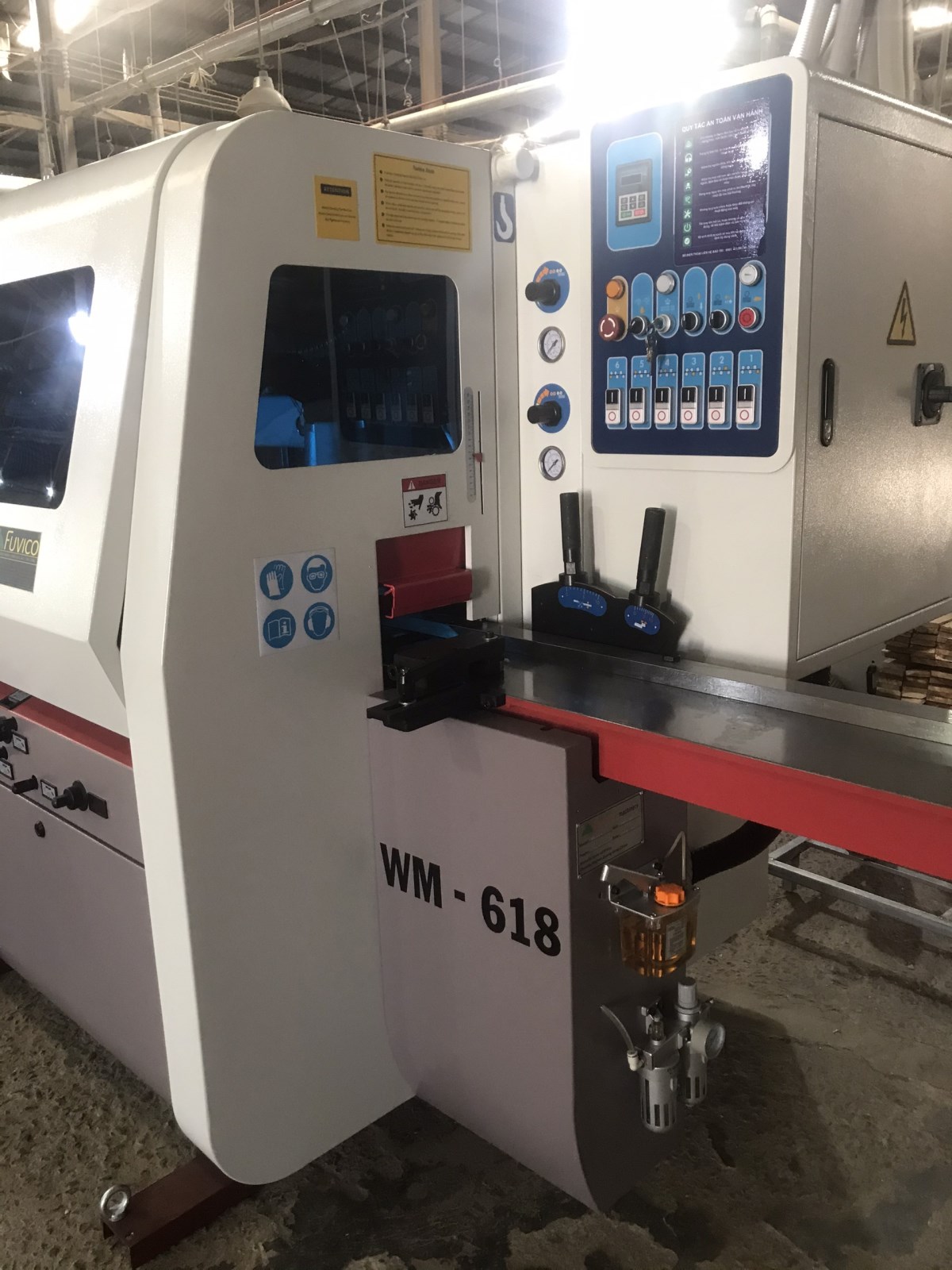 MÁY BÀO 4 MẶT 6 DAO ( Inverter ) WM-618 791