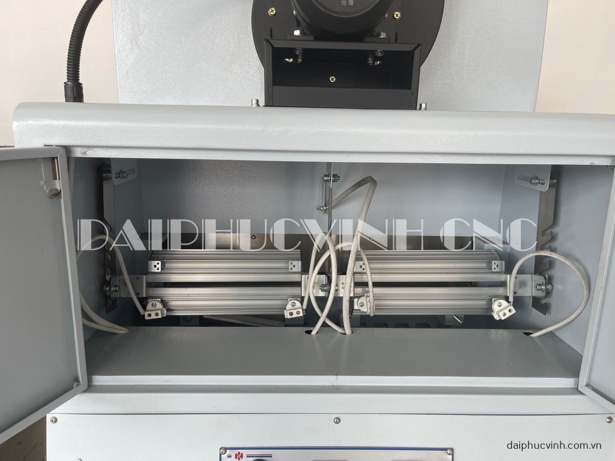 MÁY SƠN SẤY CẠNH UV 2 LẦN 8035