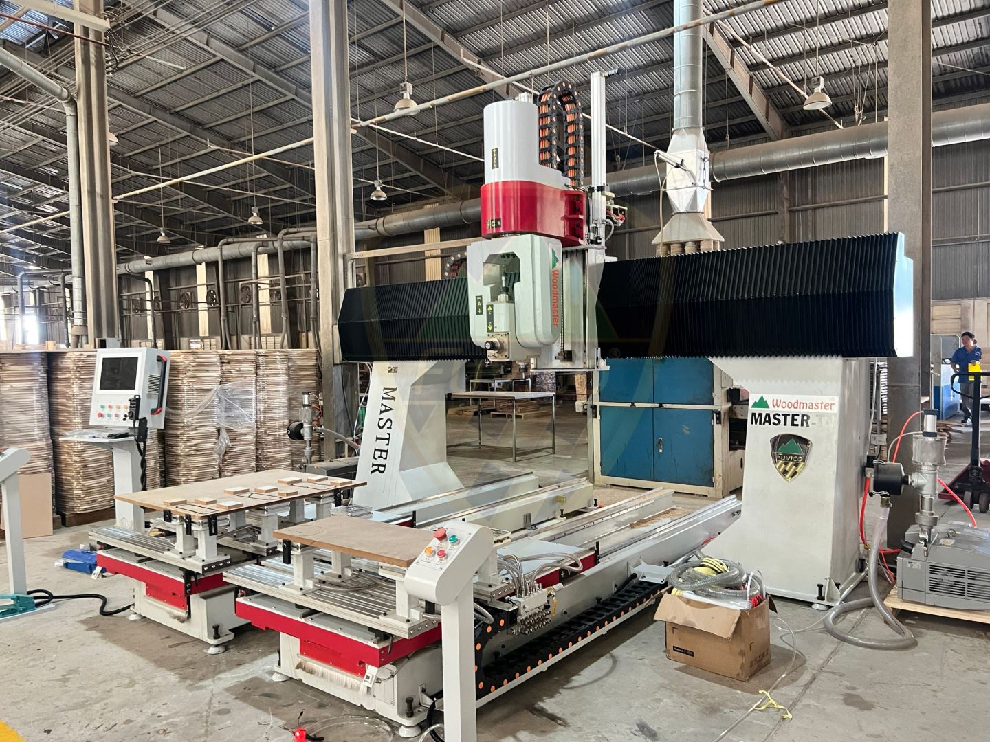 MÁY GIA CÔNG CNC 5 TRỤC THAY DAO TỰ ĐỘNG PRO MASTER T4 (5 AXIS) 11177