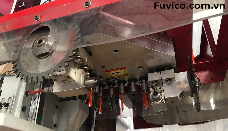 MÁY CNC TRUNG TÂM 2.5D KHOAN 5 MẶT THAY DAO TỰ ĐỘNG 5016