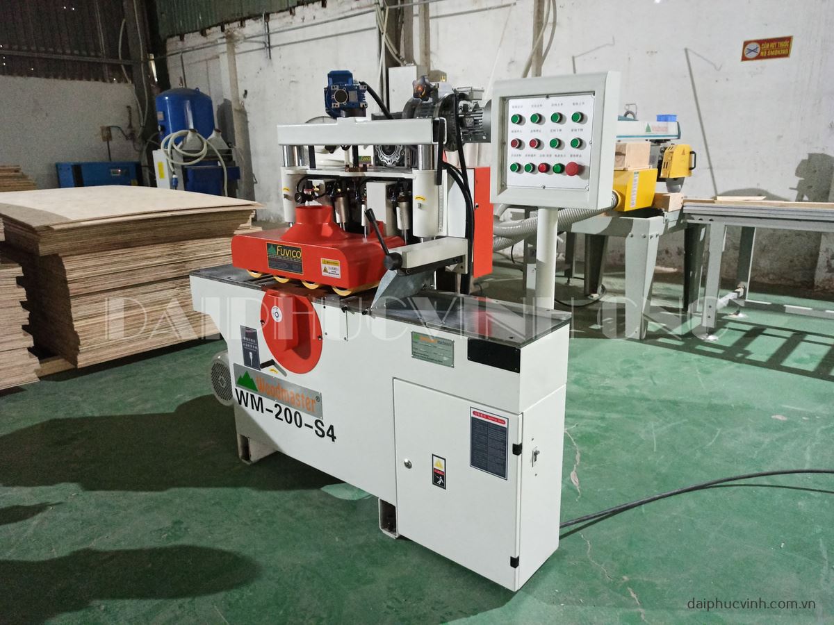 MÁY CƯA RONG NHIỀU LƯỠI WOODMASTER TQ 8086