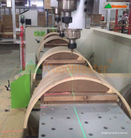 MÁY CNC ROUTER 4D CẮT TỰA GHẾ VÁN ÉP CONG 8398