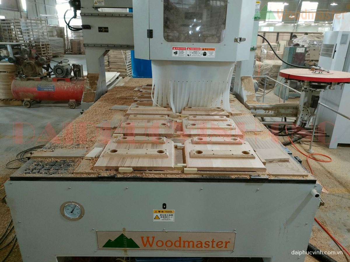 MÁY CNC TRUNG TÂM 3D 5 TRỤC 1 BÀN THAY DAO TỰ ĐỘNG ( Option trục số 6 ) PRO-MASTER-ATC 8151