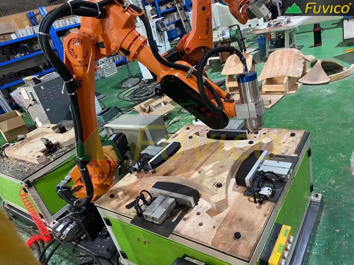 ROBOT 6 TRỤC 2 BÀN GIA CÔNG TỰA GHẾ 8703