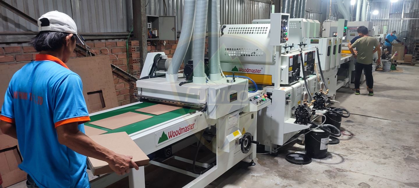 FULL Dây Chuyền Sơn UV mặt 4 nước với OPTION Máy Gắp Ván tự động 11196