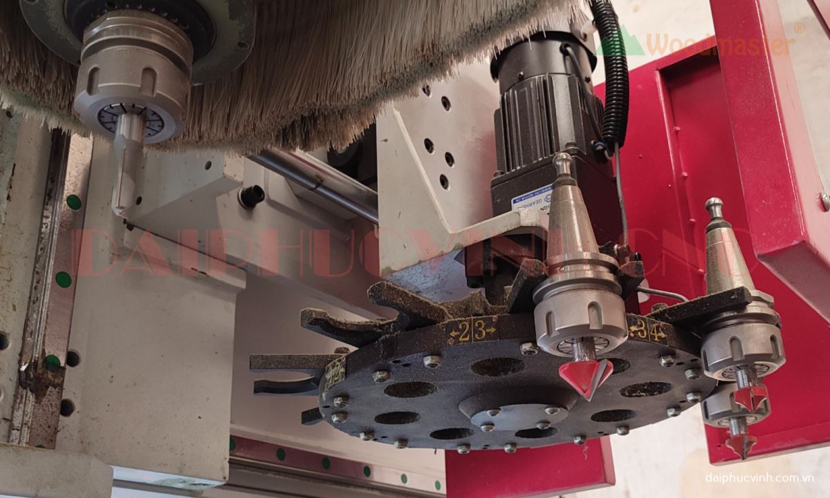 MÁY CNC TRUNG TÂM 2D TẢI NẶNG ( thay dao tự động ) 8165